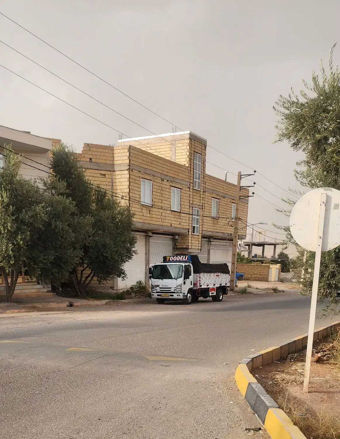 ایسوزو ۸ تن|خودرو سنگین|اسلامشهر, شاطره|دیوار