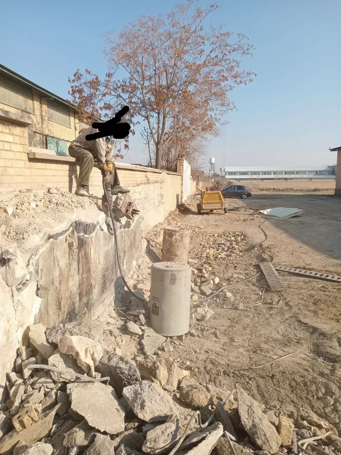 کمپرسور دو سیلندر جهت تخریب بتن رایگان، دیزل|ماشینآلات صنعتی|مشهد, حرم مطهر رضوی|دیوار