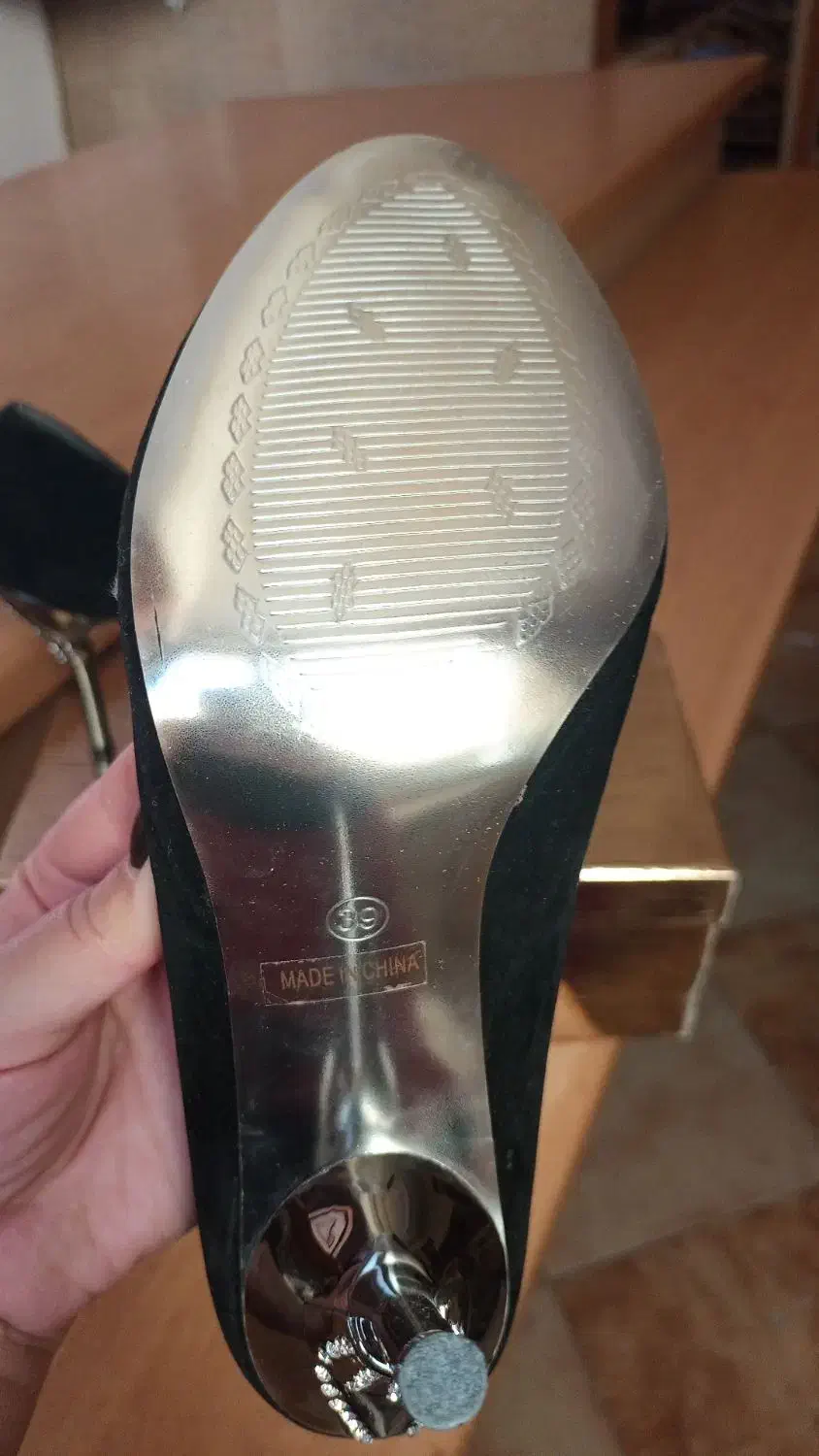 کفش مجلسی نو و شیک اصلا استفاده نشده|کیف، کفش، کمربند|کرمان, |دیوار