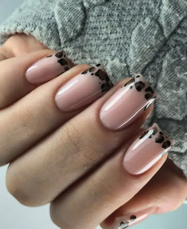 خدمات ناخن۲۲۰( ویژه یلدا)|خدمات آرایشگری و زیبایی|رشت, حمیدیان|دیوار