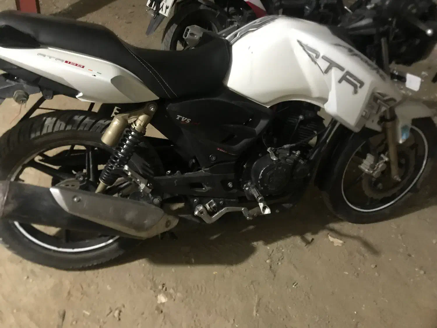 آپاچی۱۸۰|موتورسیکلت|ملایر, |دیوار