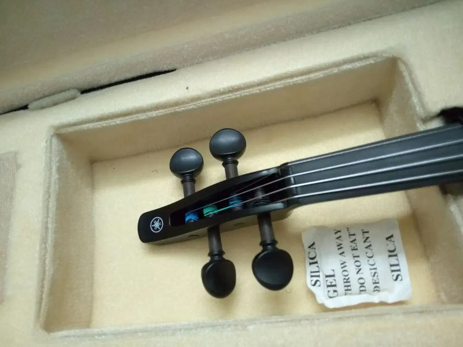 ویولن الکتریک یاماها yev 104|ویولن|اندیشه, اندیشه فاز ۳|دیوار