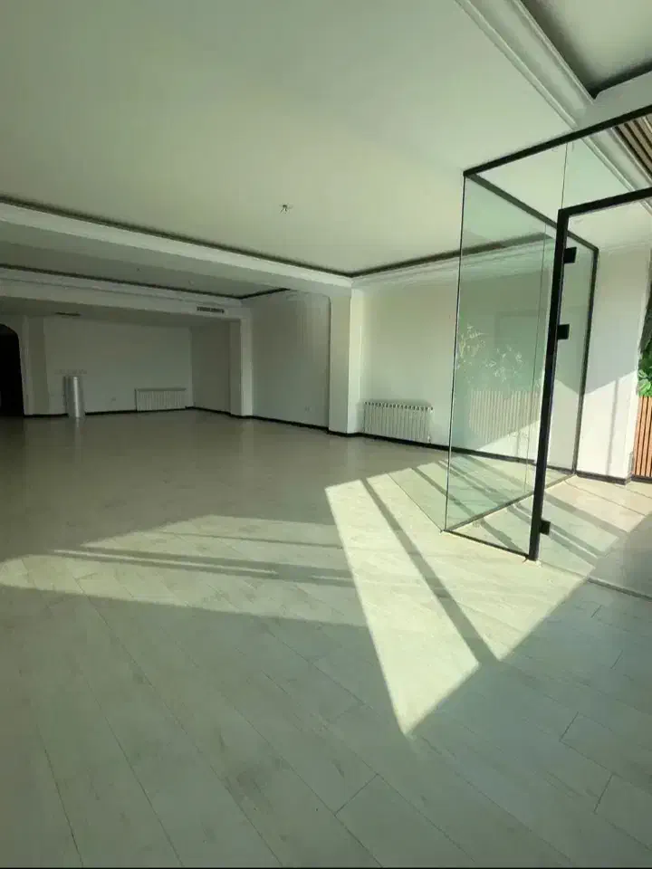 فرشته برج باغ  ۲۵۰ متر ۳ خواب مستر دید ابدی