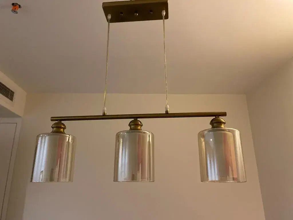 زیبا پرنور|لوستر و چراغ آویز|اصفهان, خانه اصفهان|دیوار