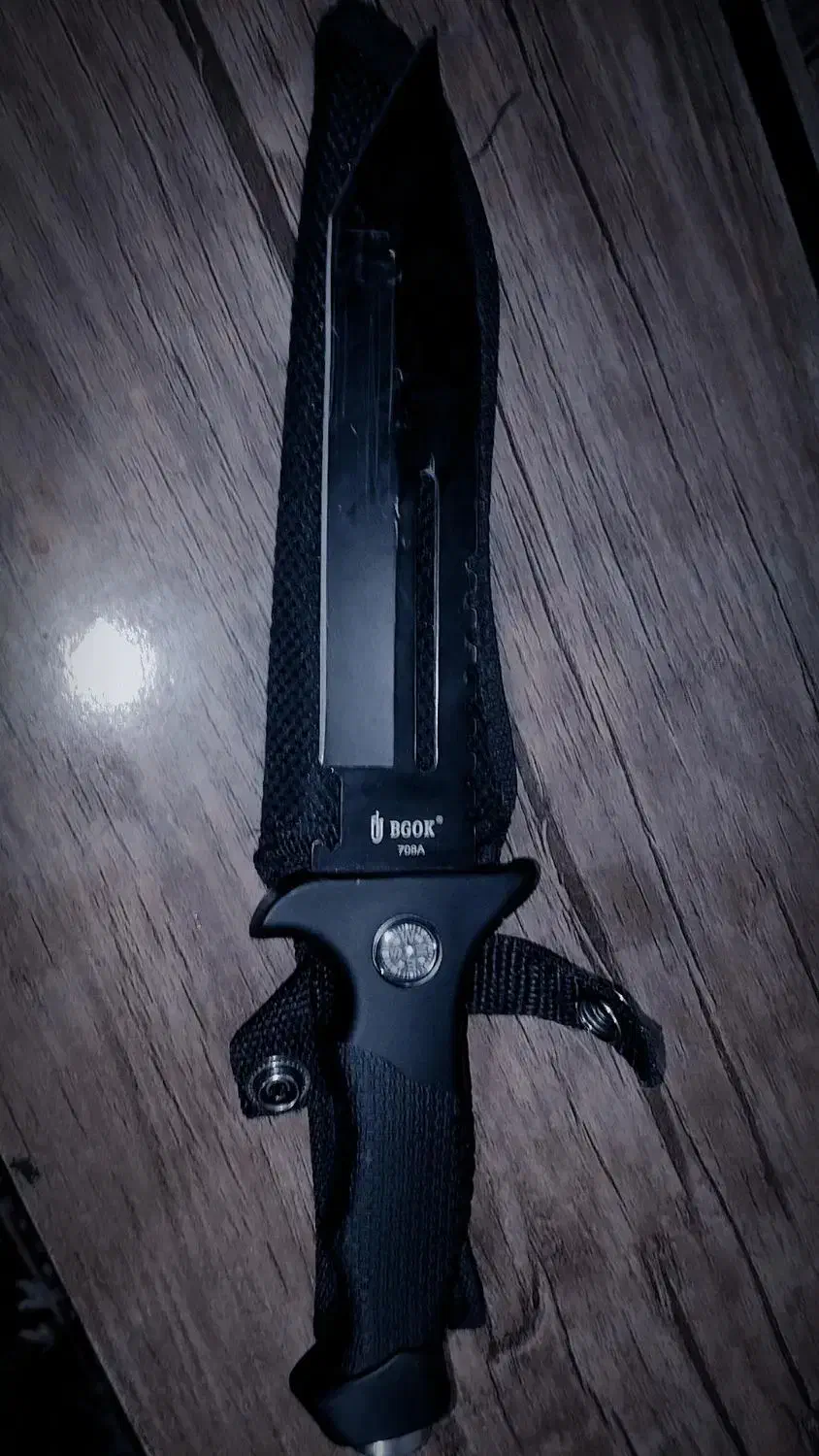 چاقو آمریکایی|کوهنوردی و کمپینگ|زاهدان, |دیوار