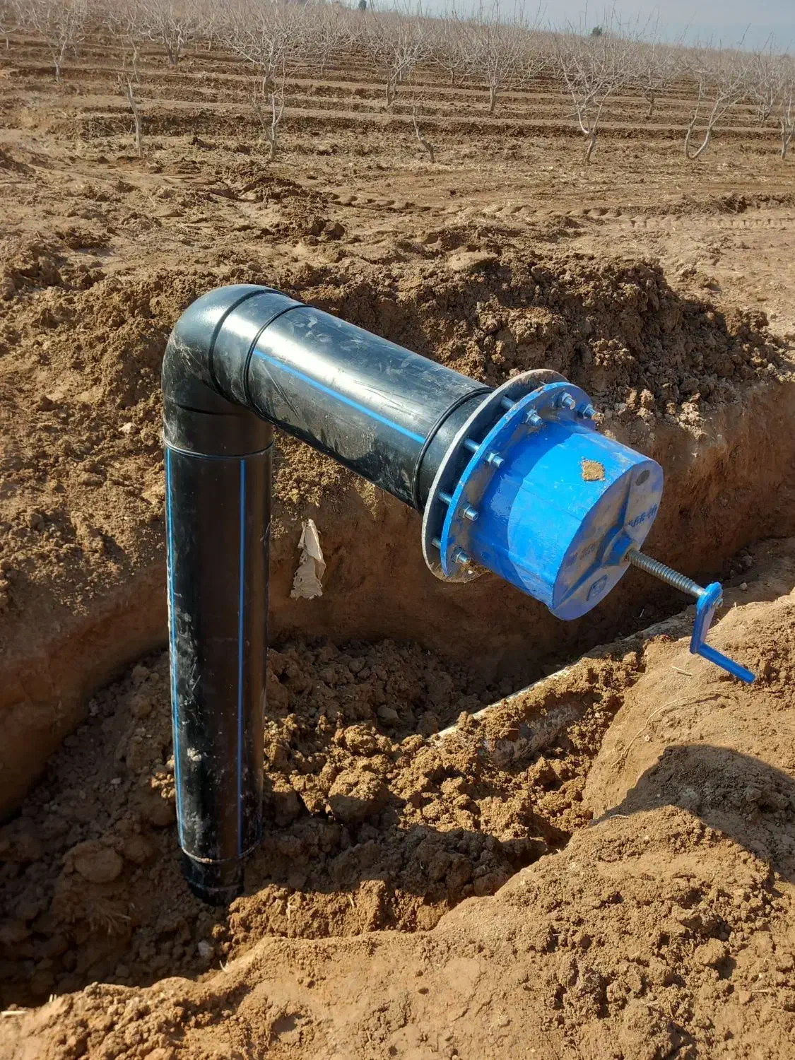 جوشکاری لوله پلی اتیلن|خدمات پیشه و مهارت|قم, کوه سفید|دیوار