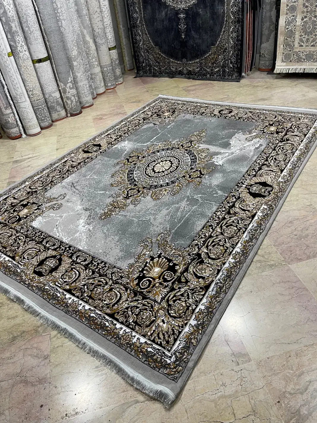 فرش صدرا ۷۰۰شانه تولید کننده|فرش|کرج, فاز ۴ مهرشهر|دیوار