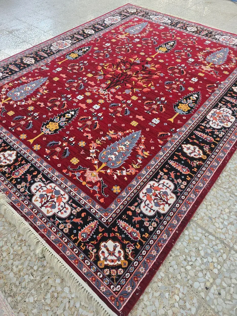 فرش ماشینی قرمز تمام نخ المانی ضمانت دار|فرش|تبریز, |دیوار
