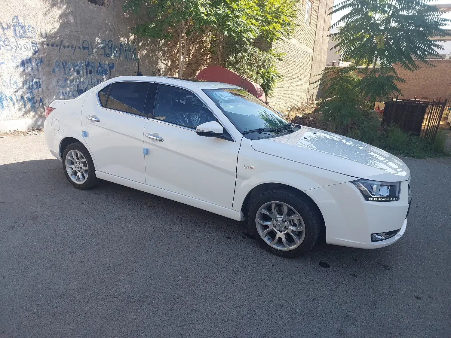 دنا پلاس صفر خشک آپشنال اتومات/ تارا v4 اتومات خشک|خودرو سواری و وانت|جلفا, |دیوار