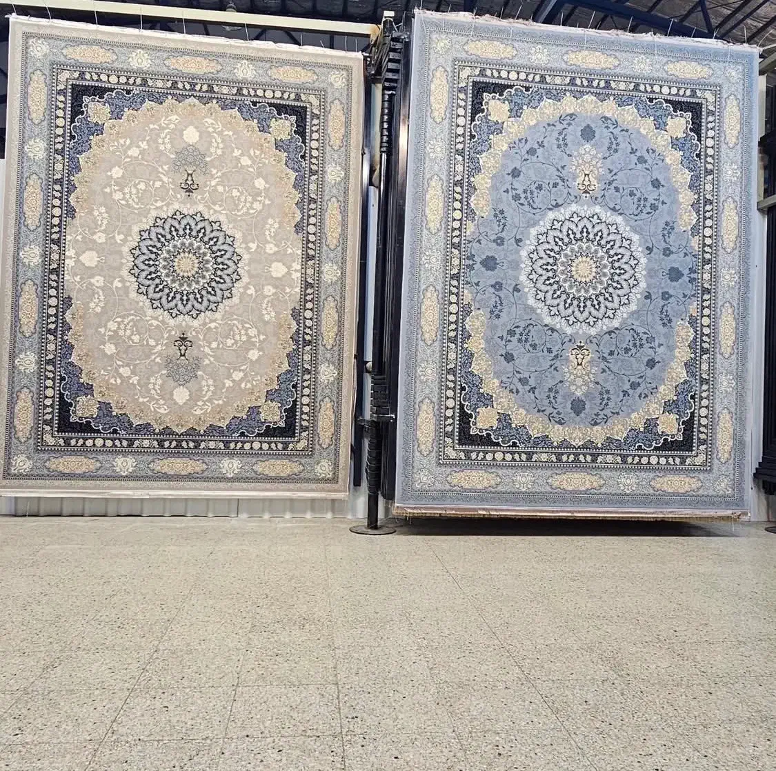 فرش ببین/فرش بپسند/فرش بخر/فرش ببر/هدیه بگیر|فرش|شیراز, لاله|دیوار