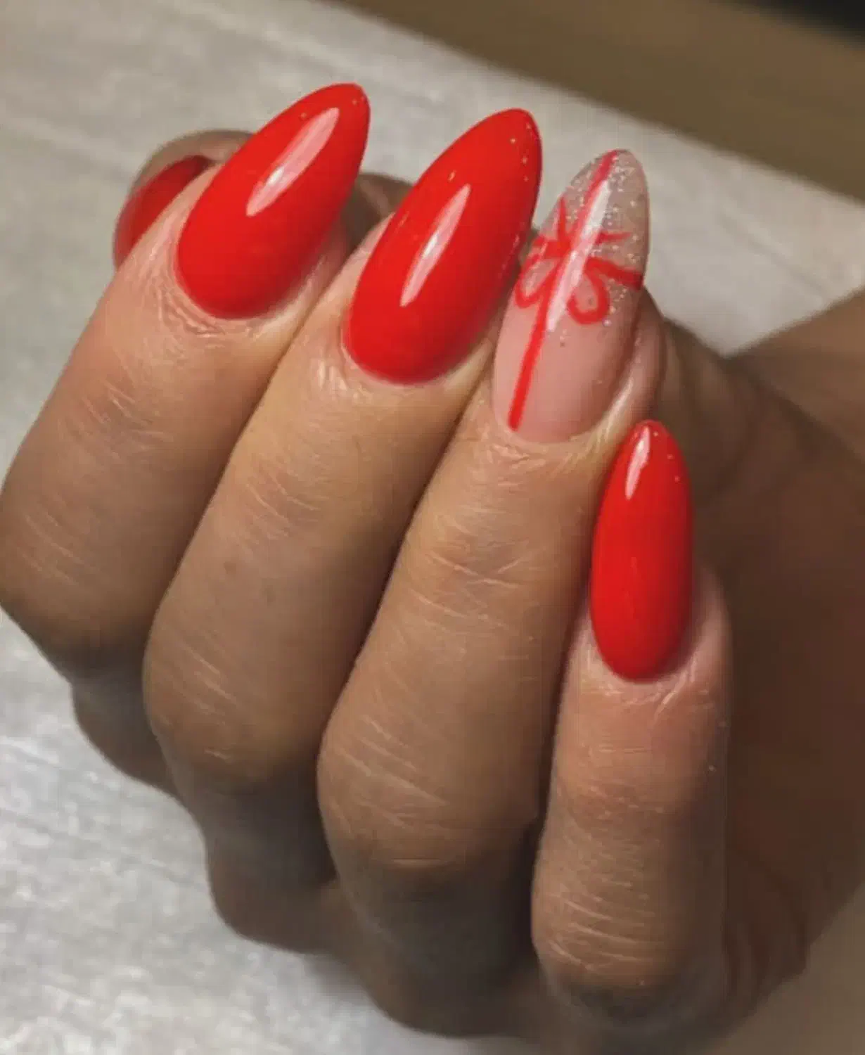 تخفیف در کاشت و لمینت و ژلیش به مناسبت شب یلدا|خدمات آرایشگری و زیبایی|اصفهان, گرکان|دیوار