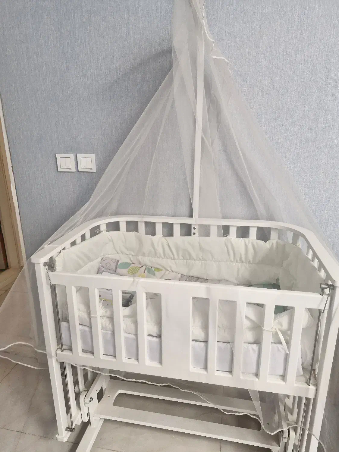 تخت کنارمادر|تخت و صندلی بچه|گرمسار, |دیوار