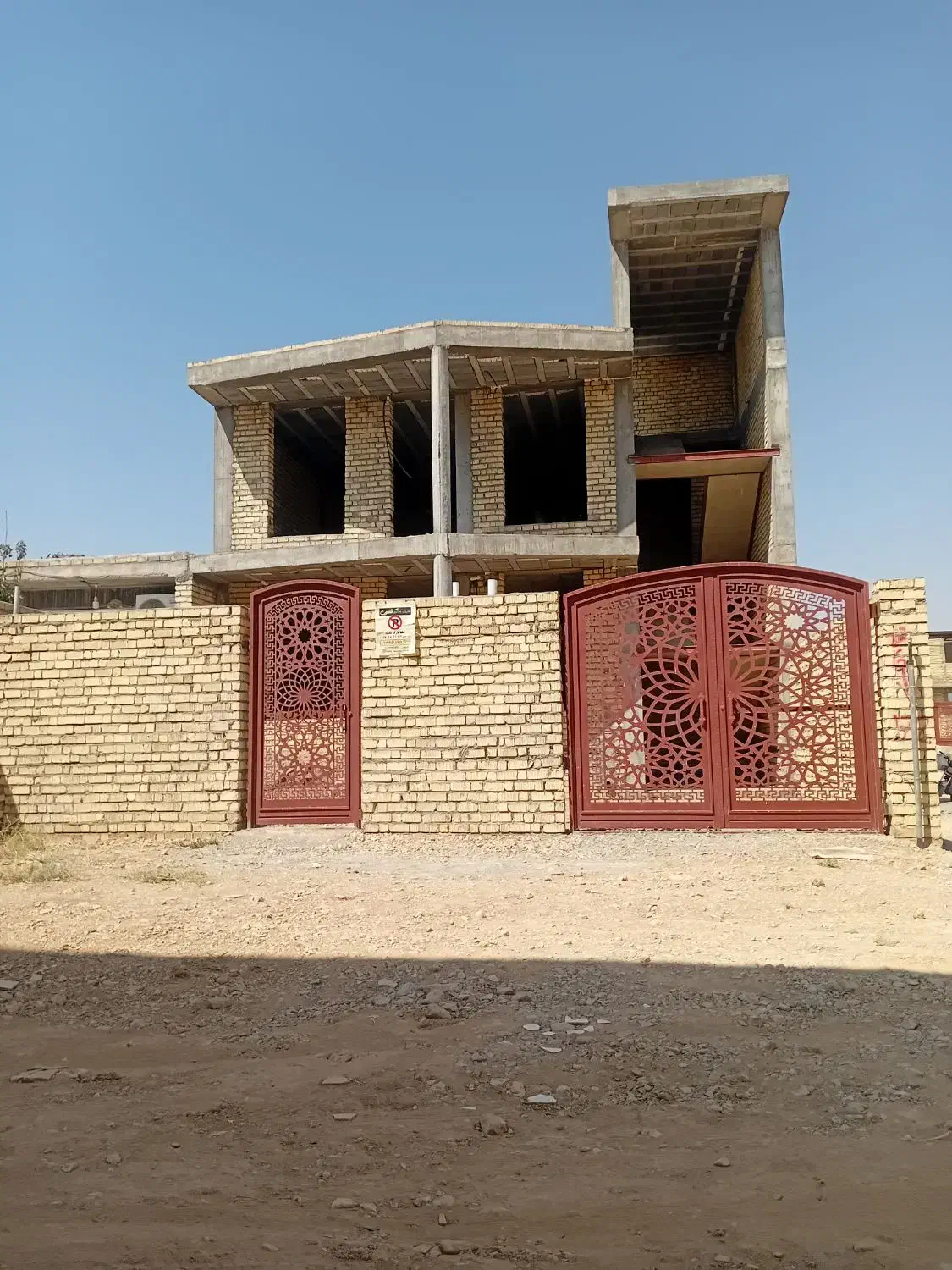 اسکلت آجر بتونی دوطبقه|فروش خانه و ویلا|پاسارگاد, |دیوار