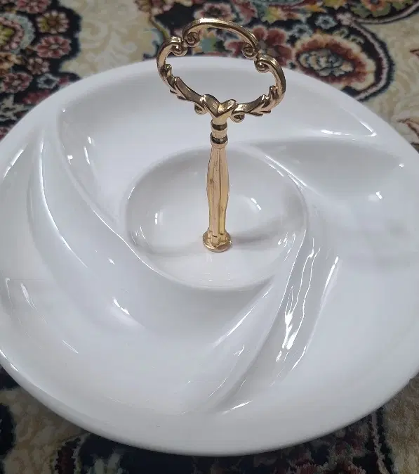 اردورخوری و شکلات خوری|ظروف سرو و پذیرایی|تهران, گمرک|دیوار