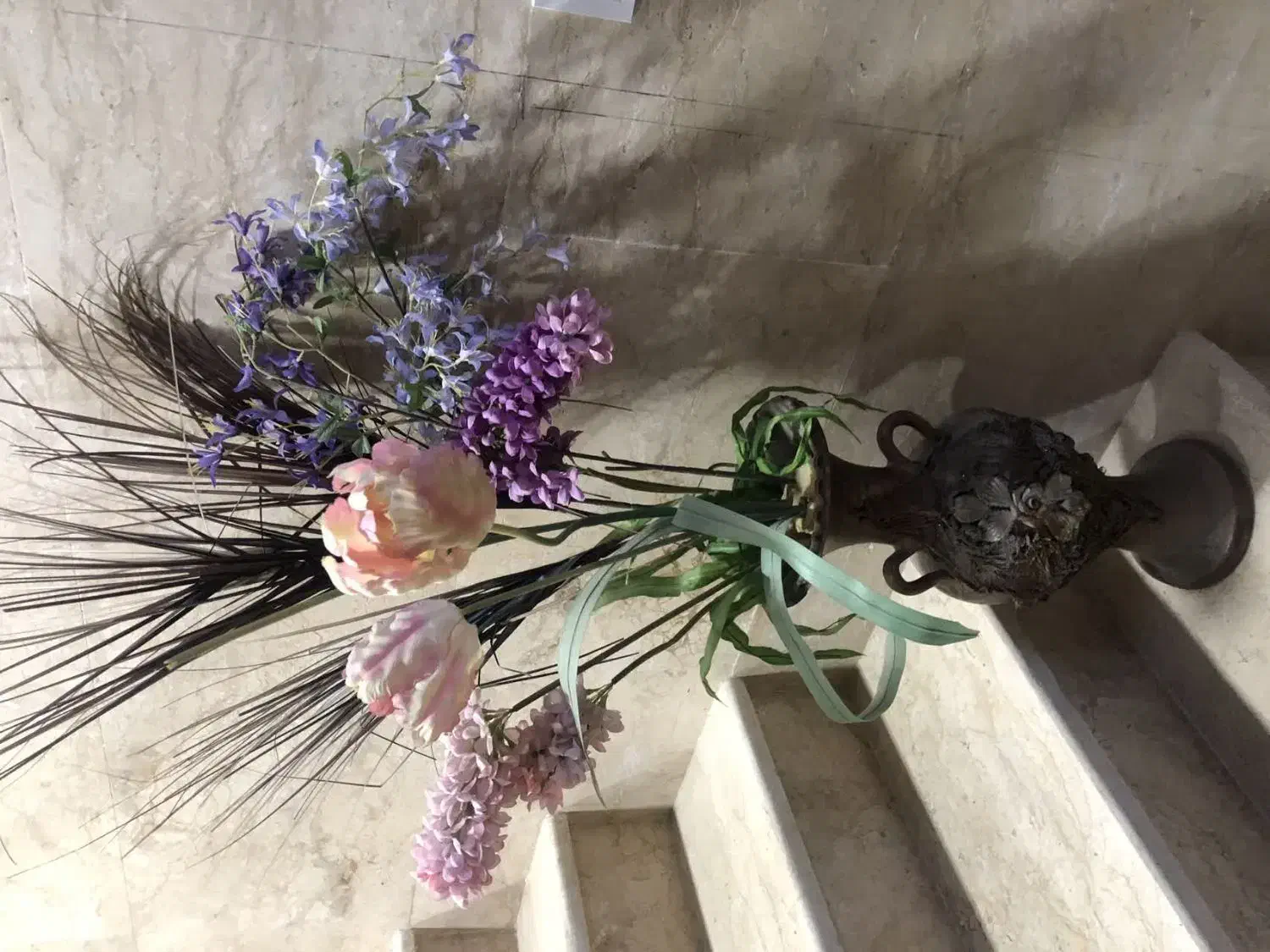 گلدان بزرگ|گل مصنوعی|شاهرود, |دیوار