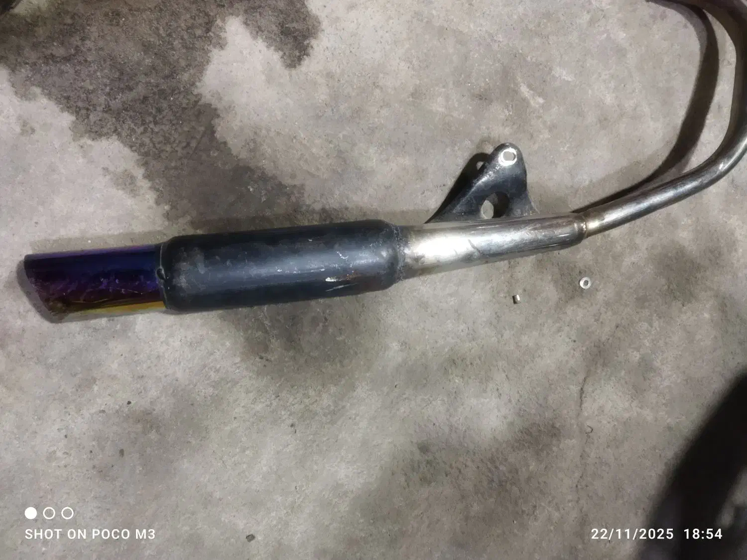 اگزوز موتور قهرمانی|قطعات یدکی و لوازم جانبی|پیر بکران, |دیوار