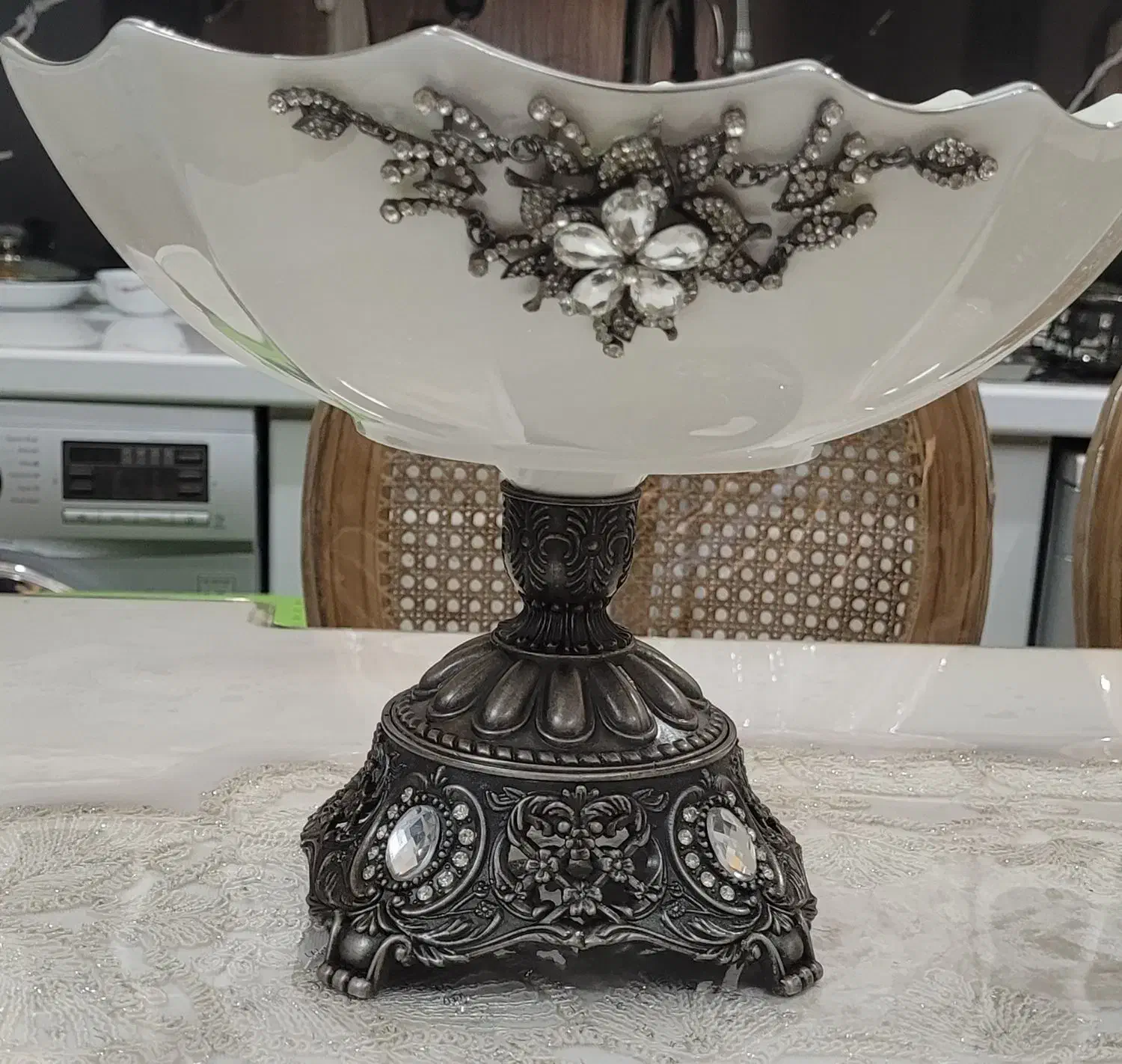 سرویس پذیرایی چینی با پایه سیلور کیک خوری|ظروف سرو و پذیرایی|تهران, مجیدآباد|دیوار