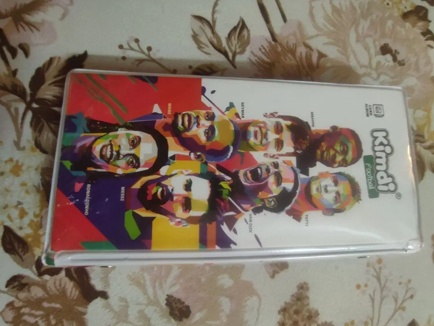 کیمدی|کلکسیون و سرگرمی|بروجن, |دیوار