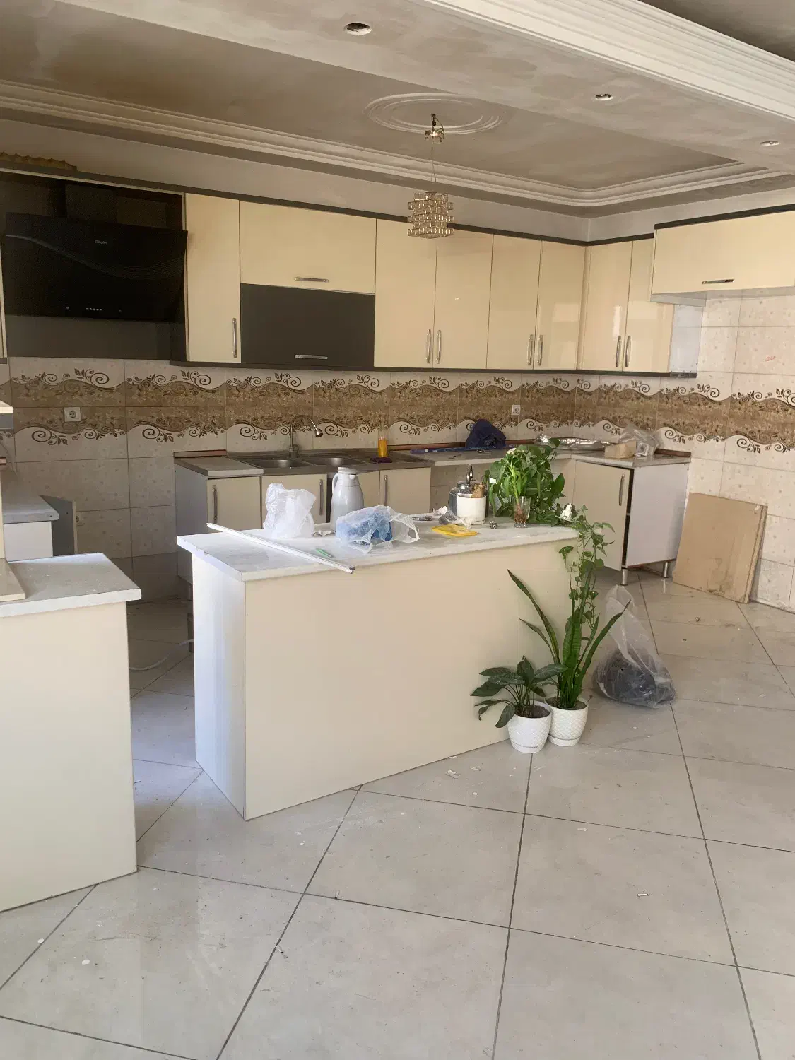 کابینت هایگلاس ۱۲متر|مصالح و تجهیزات ساختمان|اسلام‌شهر, شهرک واوان|دیوار