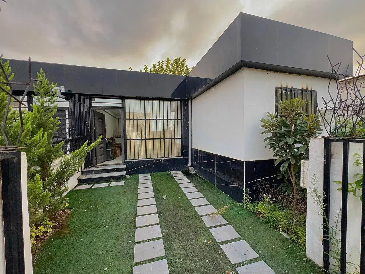 با ۹۰۰ میلیون صاحب این فلت مدرن شو/سنددار اپادانا|فروش خانه و ویلا|چمستان, |دیوار