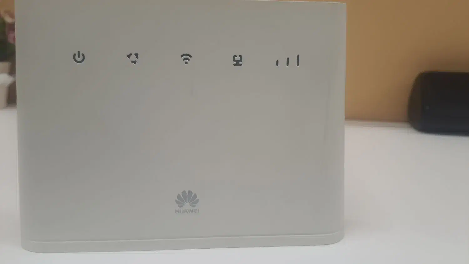 مودم سیمکارتی هواوی|مودم و تجهیزات شبکه|شیراز, گود عربان|دیوار