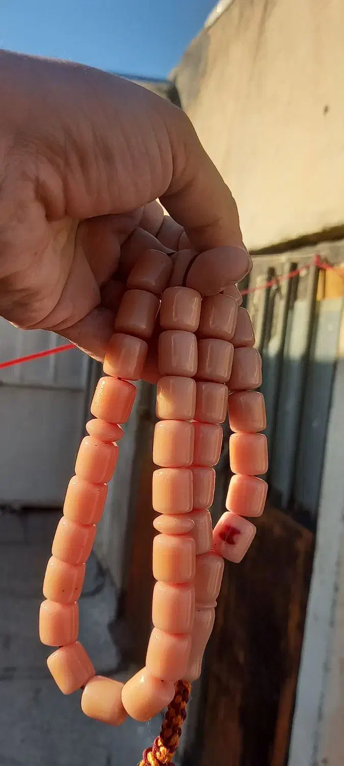 تسبیج کهنه آلمان|جواهرات|اندیشه, اندیشه فاز ۲|دیوار