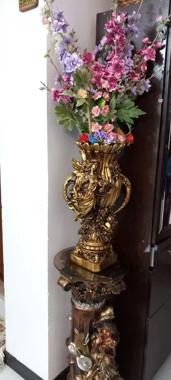 میز تلویزیون و میز ناهارخوری وگلدان وتخت نوزاد|میز تلویزیون|پردیس, فاز ۳|دیوار