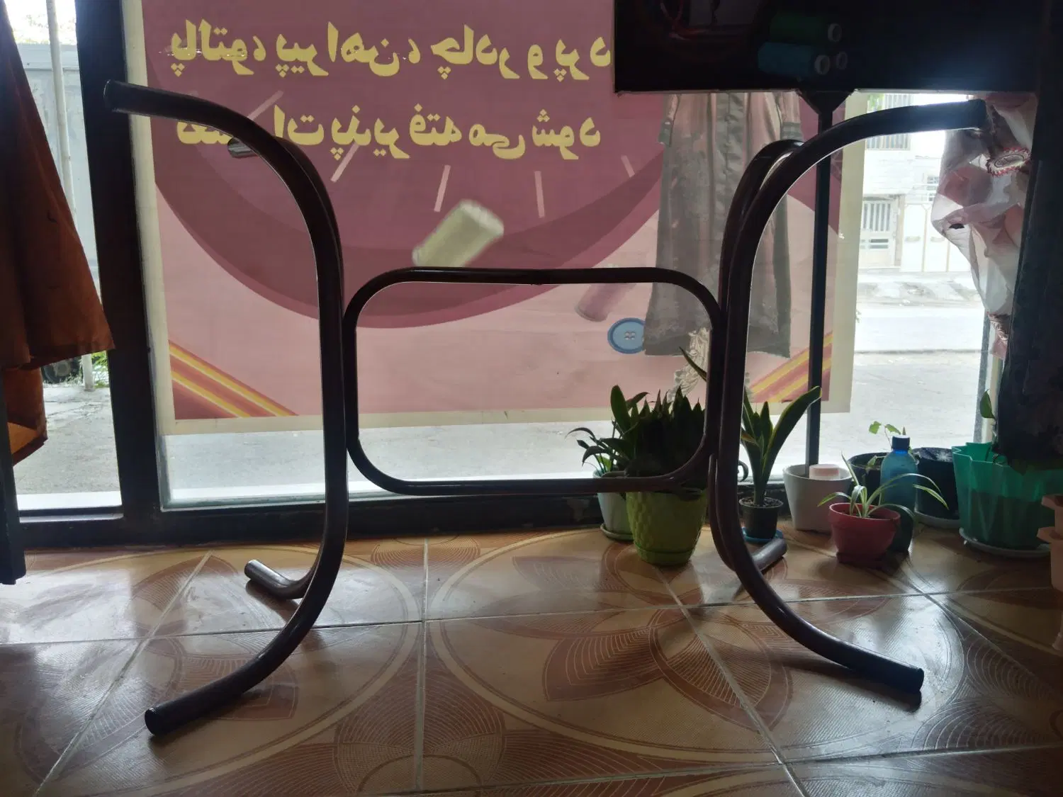پایه فلزی|میز و صندلی غذاخوری|کرمانشاه, |دیوار