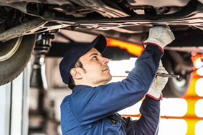 تعمیرکارجلوبندی قیمت مناسب ضمانت کیفیت 30سال سابقه|خدمات موتور و ماشین|مشهد, خین عرب|دیوار