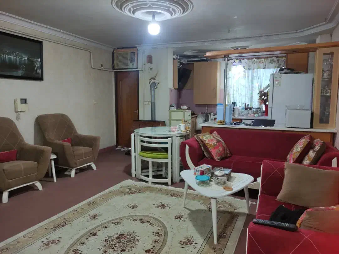 اجاره آپارتمان ۸۵ متر منظریه ولیعصر ابتدا کوچه ۳۹|اجارهٔ آپارتمان|رشت, منظریه|دیوار