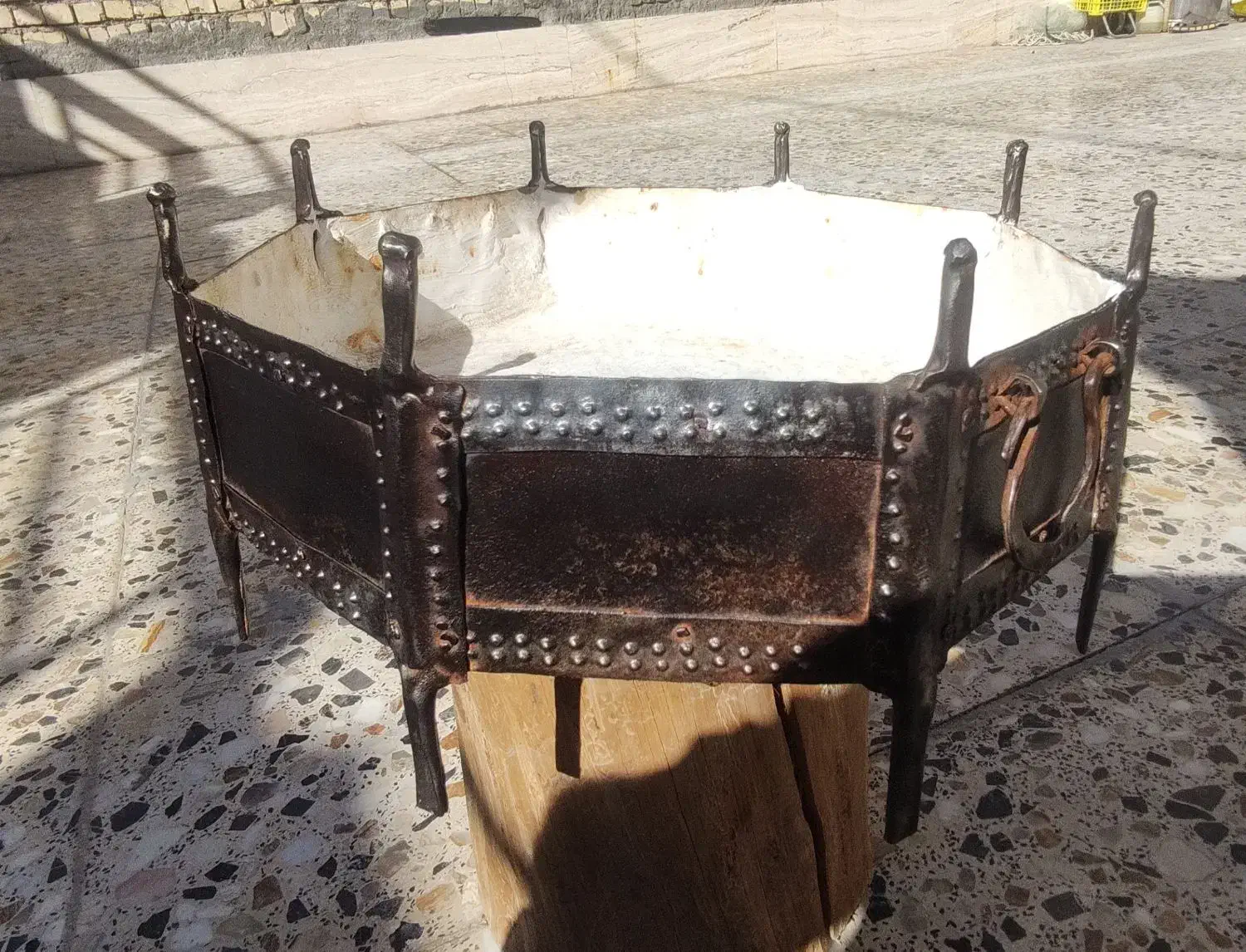 منقل قاجاری هشت ضلعی|صنایع دستی و سایر لوازم تزئینی|فولادشهر, A2|دیوار