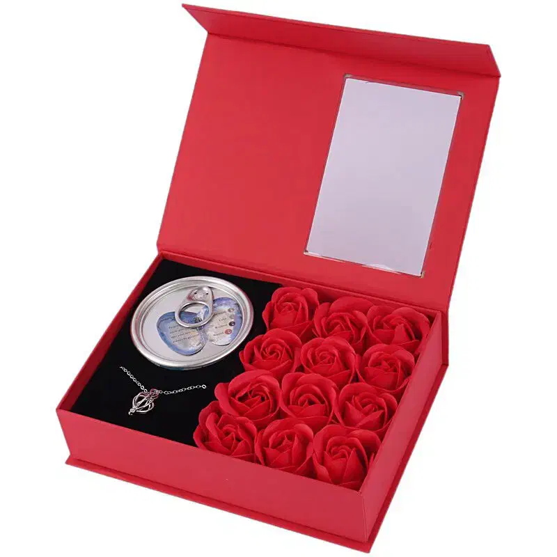 ست باکس گل و گردنبند مروارید عشق کوچک|گل مصنوعی|تهران, جوادیه تهرانپارس|دیوار