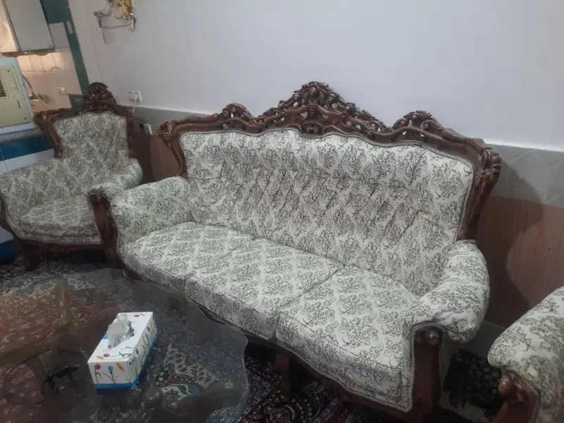 مبل شاه نشین|مبلمان خانگی و میز عسلی|بروجرد, |دیوار