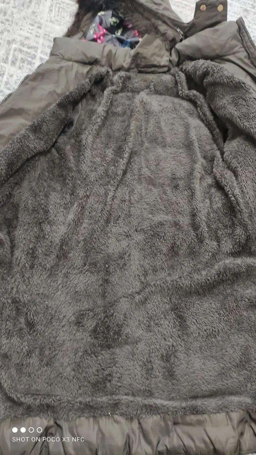 یک عدد کاپشن نوی نو|کفش و لباس بچه|محمدیه-قزوین, |دیوار