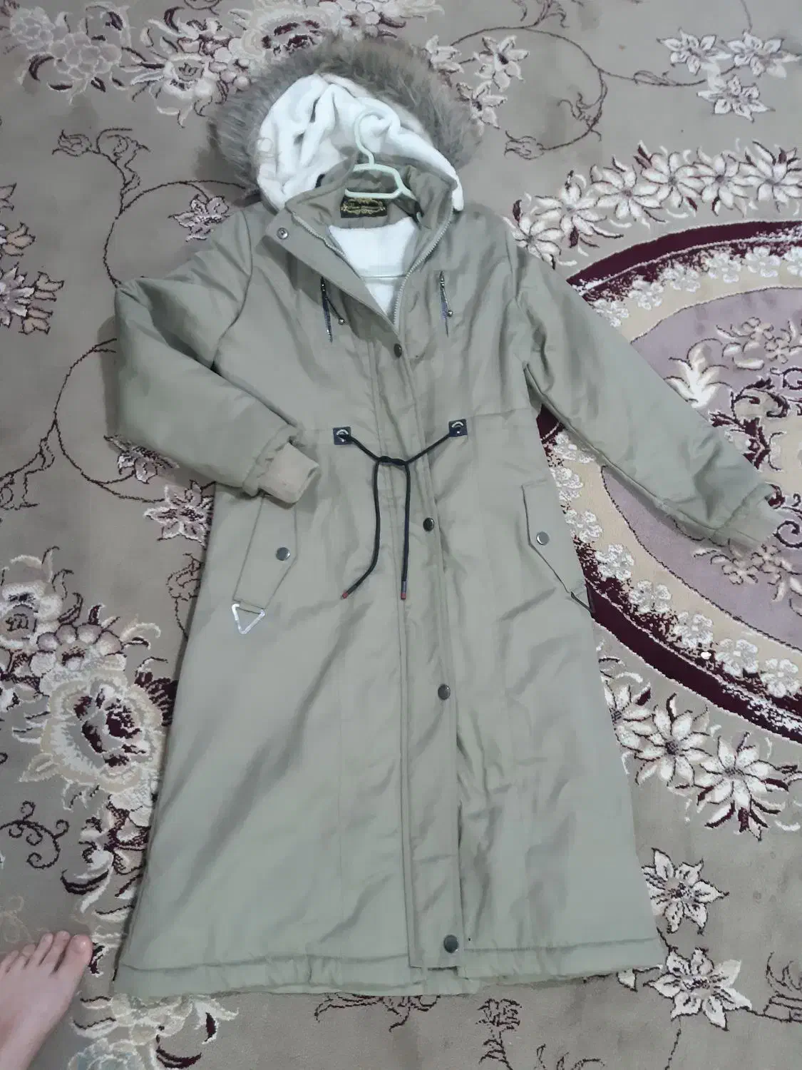 پالتو، کاپشن نو، سایز ۴۰ تا۴۲|لباس|تربت جام, میان جام|دیوار