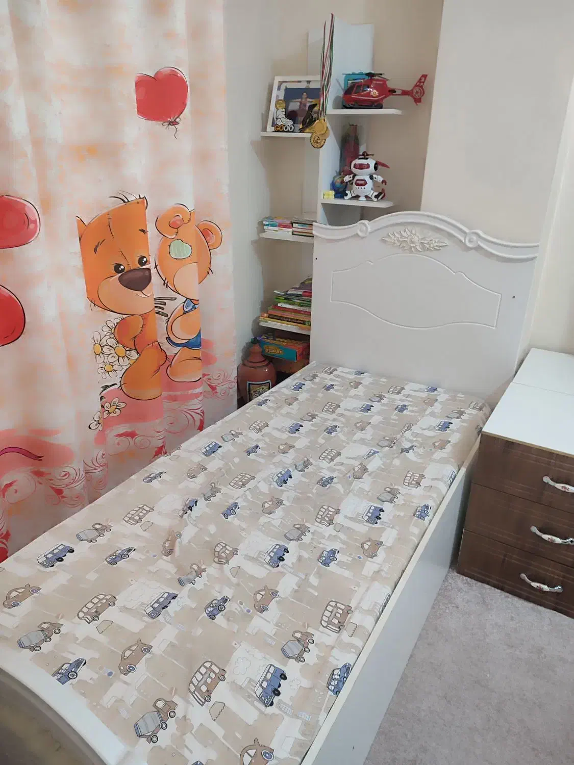 تخت وکمد ودرایور|تخت و سرویس خواب|آمل, |دیوار