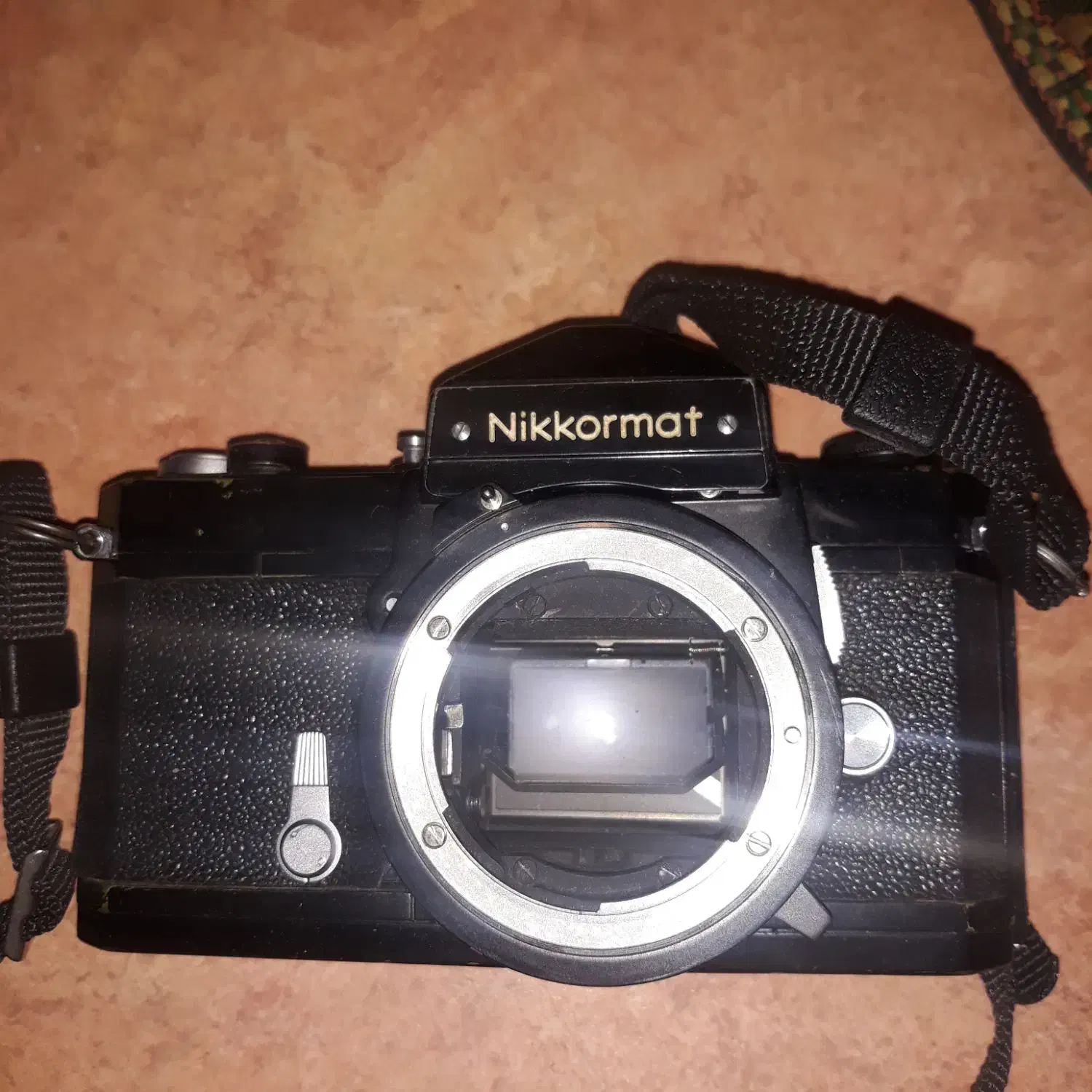 دوربین قدیمی Nikon و Nikkormat|دوربین عکاسی و فیلم‌برداری|تهران, آذربایجان|دیوار