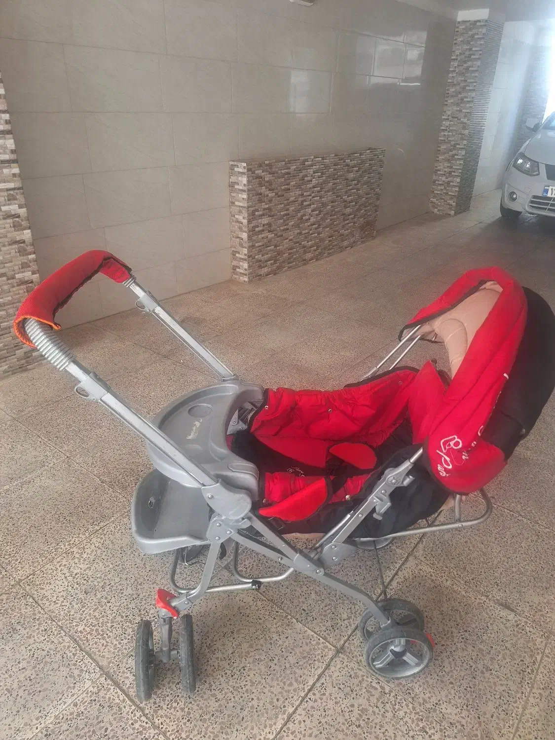 کالسکه بسیار تمیز به علت کمبود جا به فروش می‌رسد|کالسکه و لوازم جانبی|اندیشه, شهرک المهدی|دیوار