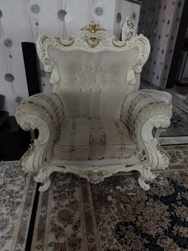 یه دست مبل ۹نفره ویه دست میزناهارخوری ۸نفره درحدنو|حراج|فردیس, فرامرزیه|دیوار