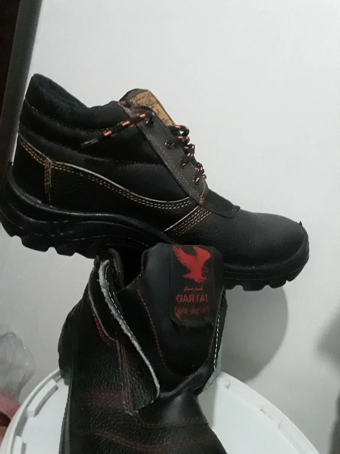 کفش ایمنی کار. ودستکش|کیف، کفش، کمربند|ایذه, |دیوار