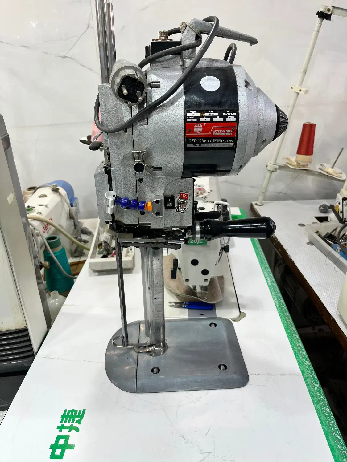 قیچی برقی عمود بر سایز ۱۰دایانگ در حد اک|چرخ خیاطی و ریسندگی|تهران, هفده شهریور|دیوار