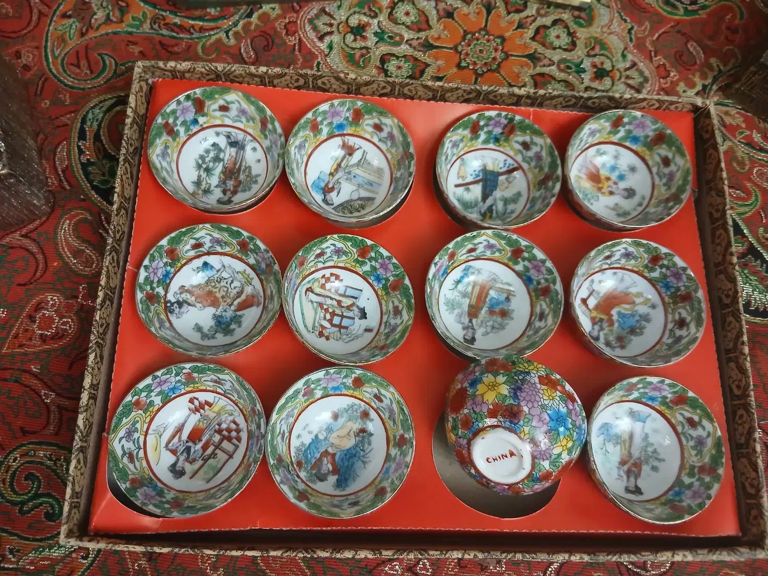 مجسمه چینی و پیاله های کوچک مینیاتوری|صنایع دستی و سایر لوازم تزئینی|تهران, مهران|دیوار