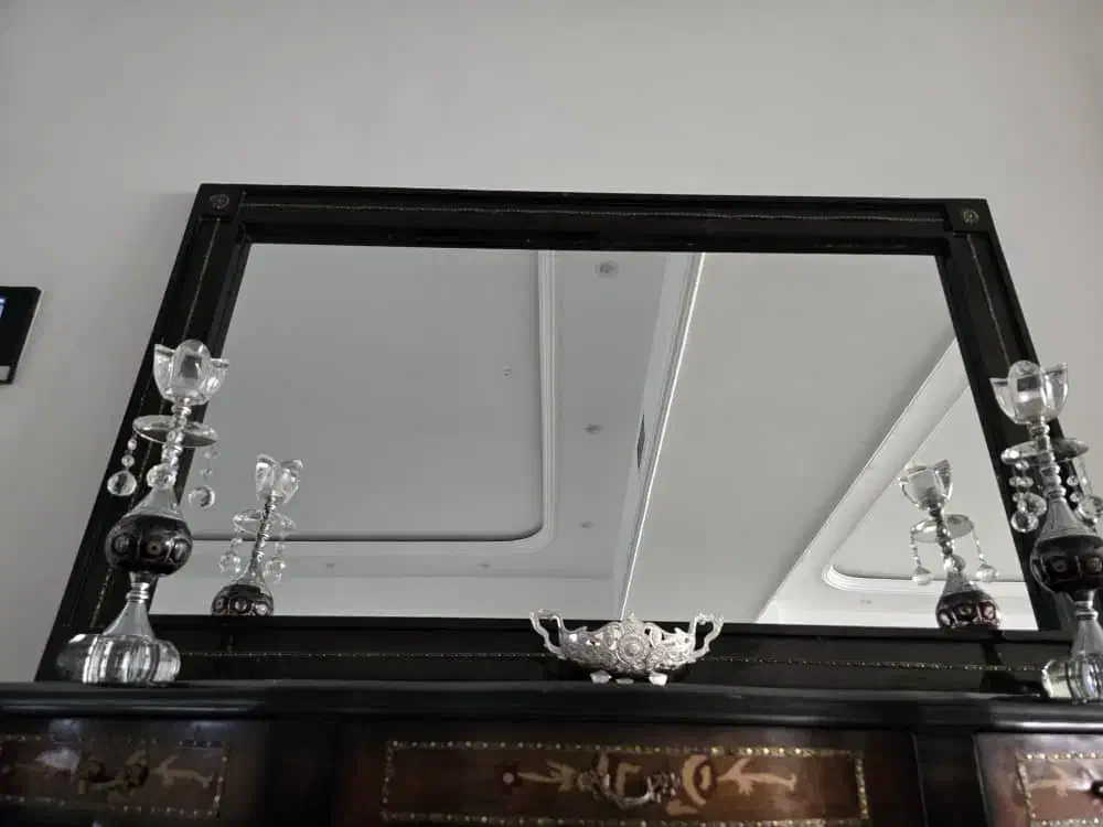 کنسول همراه دو تا شمع دونی|بوفه، ویترین، کنسول|مشهد, گوهرشاد|دیوار