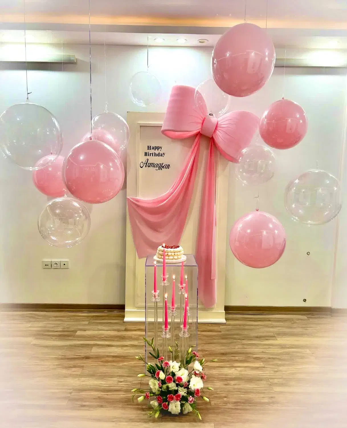 بادکنک آرایی و تم تولد|خدمات پذیرایی، مراسم|رشت, فلسطین|دیوار