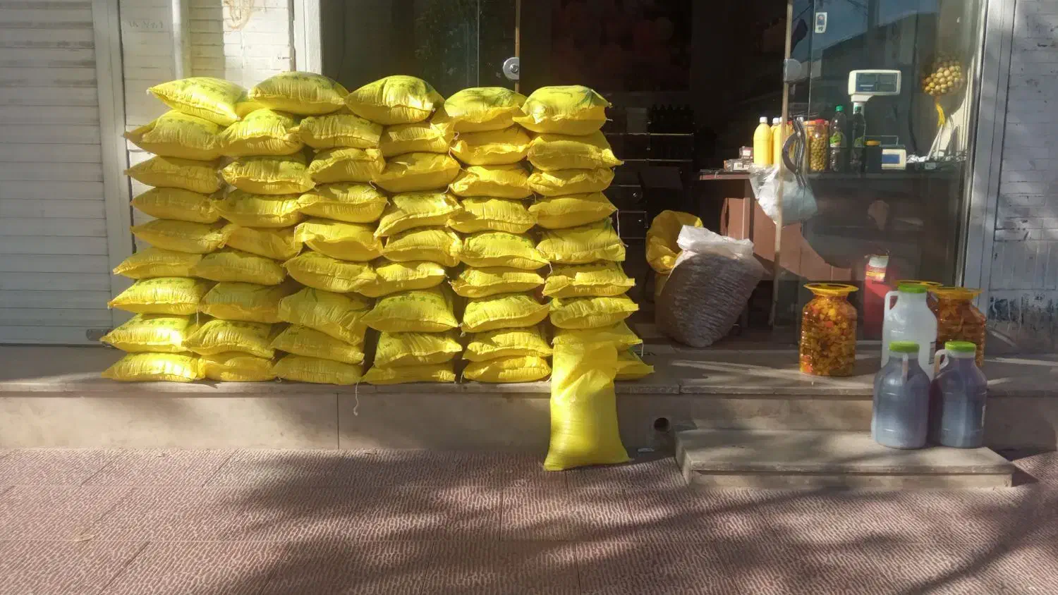 برنج چمپا چهارمحال سرخون هلیساد بشرط مرجوعی|خوردنی و آشامیدنی|شاهین‌شهر, شهرک گلدیس|دیوار