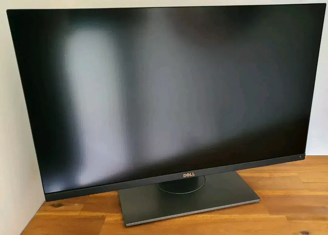 مانیتور ۲۵ اینچ DELL با کیفیت تصویر 2K|قطعات و لوازم جانبی رایانه|قم, بکایی|دیوار