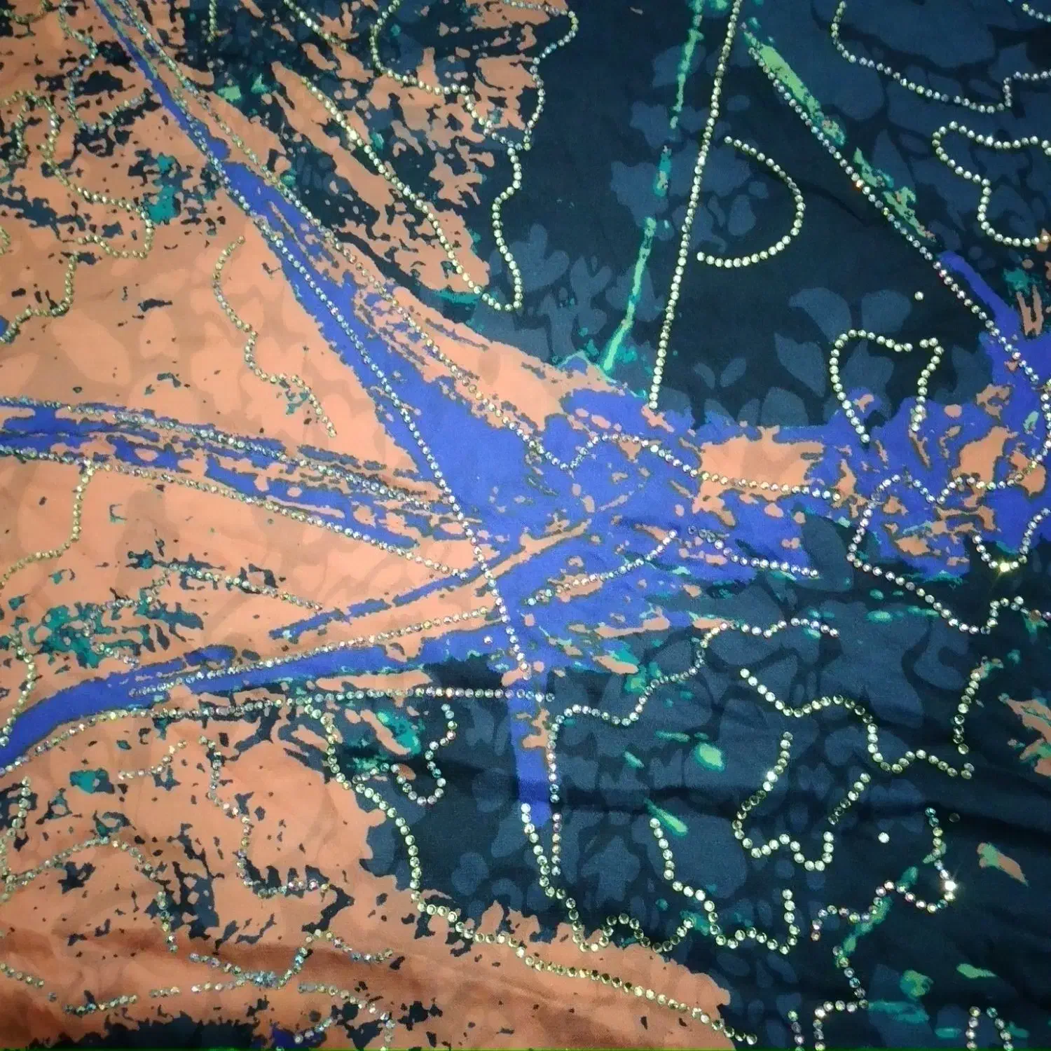 پارچه مجلسی نگینی.و زیاستین دست دوم|لباس|زاهدان, |دیوار