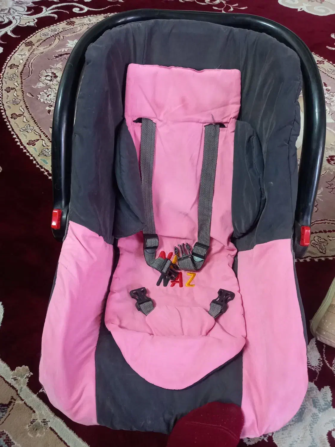 کریر|اسباب و اثاث بچه|سبزوار, باهنر|دیوار