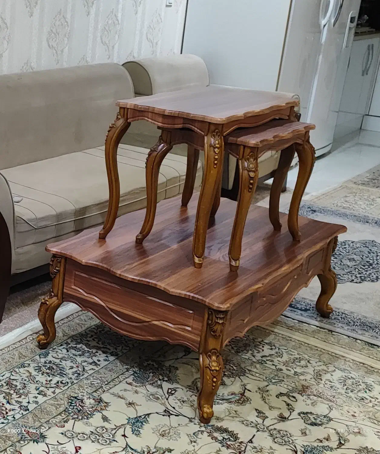 جلو مبلی و عسلی|مبلمان خانگی و میز عسلی|ری, اقدسیه|دیوار