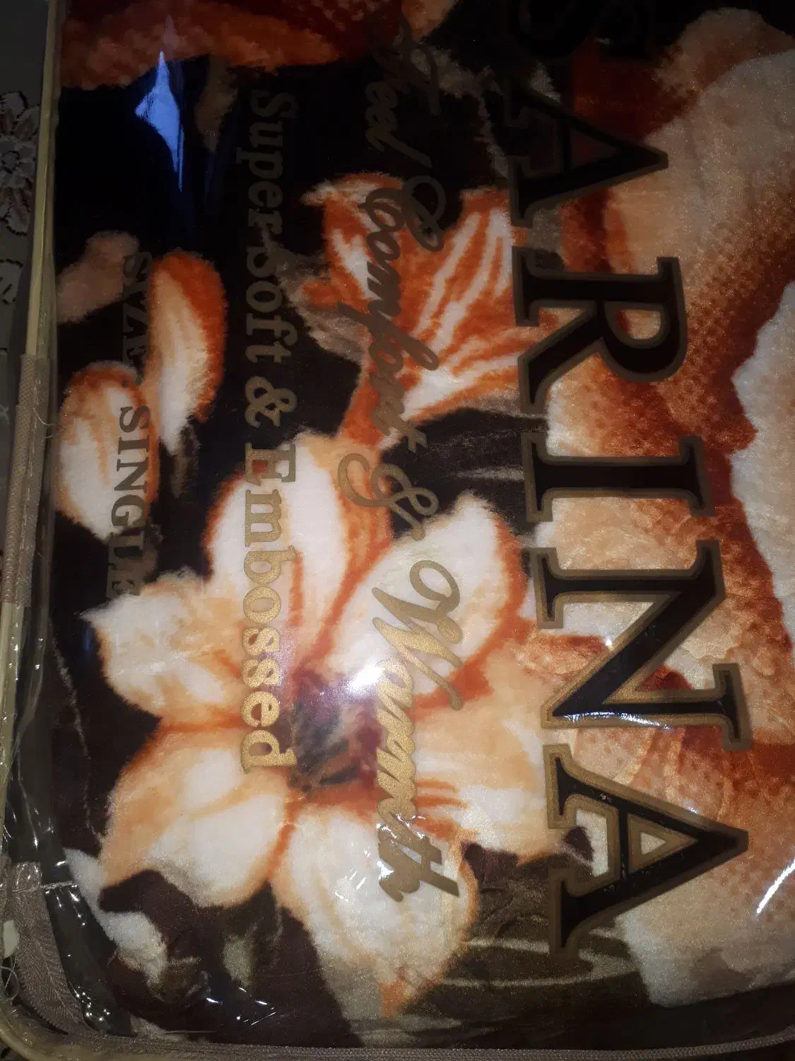 پتودونفره ویکنفره نونواولمتنوبخونیدبعدپیام بدهید|رختخواب، بالش، پتو|کنگاور, |دیوار